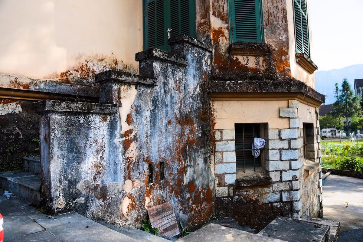 Biệt thự Pháp cổ bỏ hoang giữa lòng Sa Pa ảnh 3