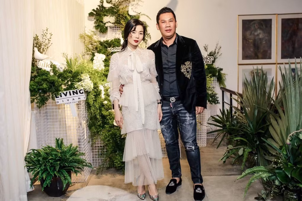 3 nam ly hon, Le Quyen hanh phuc ben tinh tre, quy men chong cu