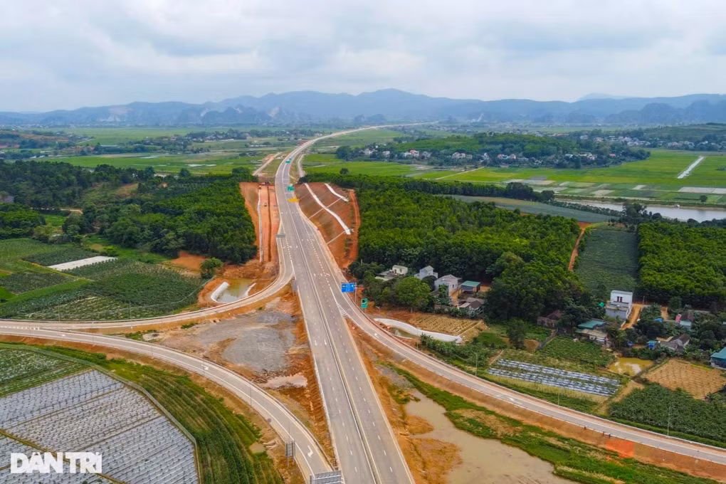 Thu tuong yeu cau giai trinh viec thi cong cao toc lam hong duong dan sinh-Hinh-3
