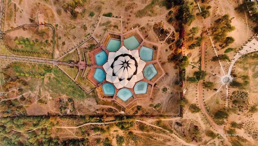 Chùa Hoa Sen, New Delhi, Ấn Độ "khác lạ" khi nhìn từ trên cao