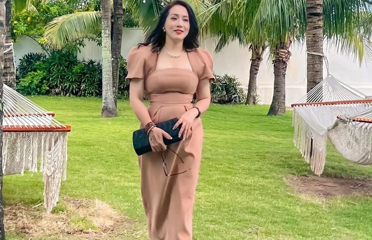 ô chủ yếu ăn các món luộc, hấp như rau, ức gà,... Thay thế tinh bột từ gạo bằng ngô, khoai và ăn nhiều rau xanh, hoa quả.