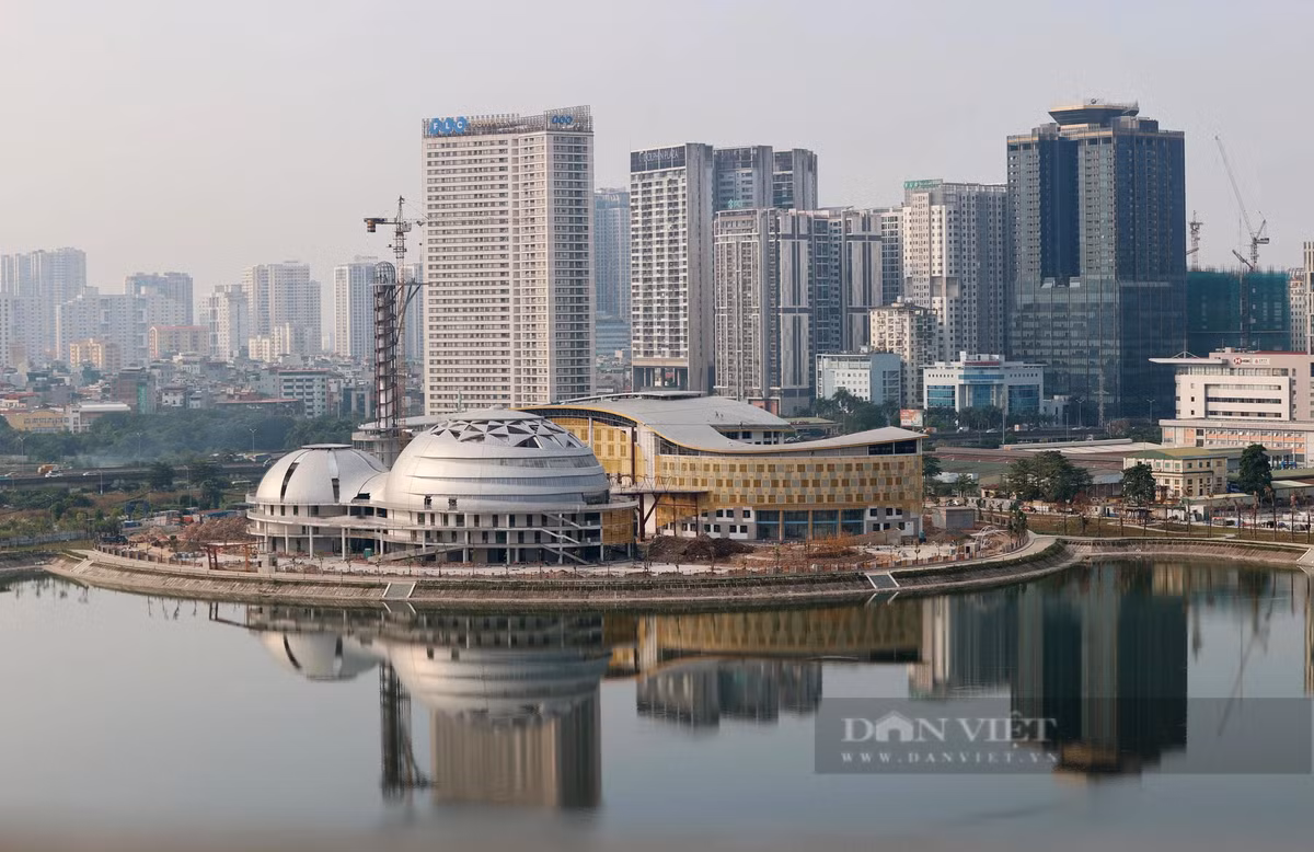 Sau 2 nam thi cong, du an Cung thieu nhi Ha Noi tri gia 1.300 ty dong da thanh hinh