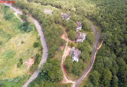 Tại đây còn 24 dự án đang trong quá trình triển khai đầu tư, chưa đưa vào hoạt động theo giấy phép được cấp, chậm tiến độ.