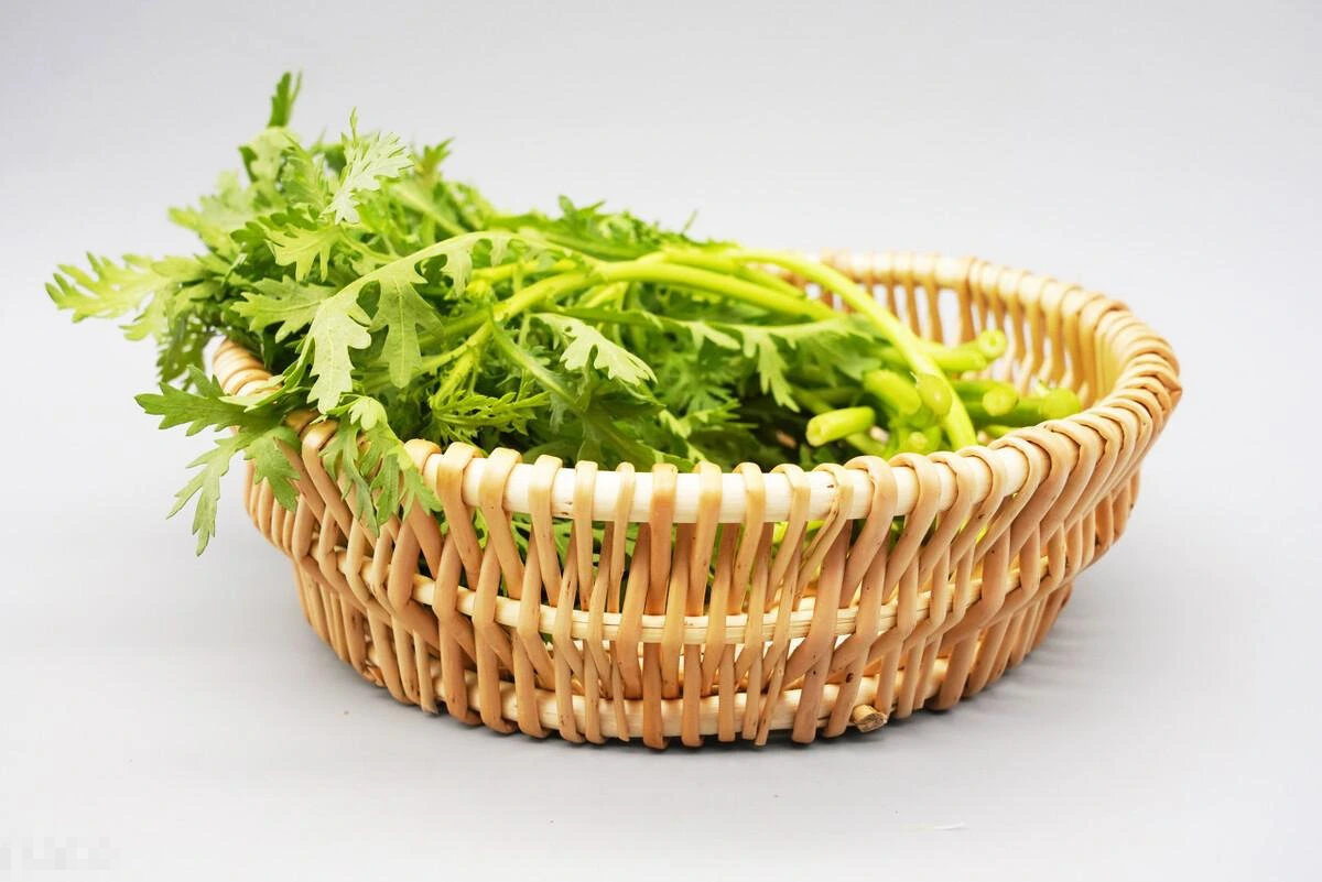 Loại rau “món ăn của hoàng đế”, dưỡng dạ dày, bổ mắt, tốt xương - Hình 3 Loai rau “mon an cua hoang de”, duong da day, bo mat, tot xuong-Hinh-3