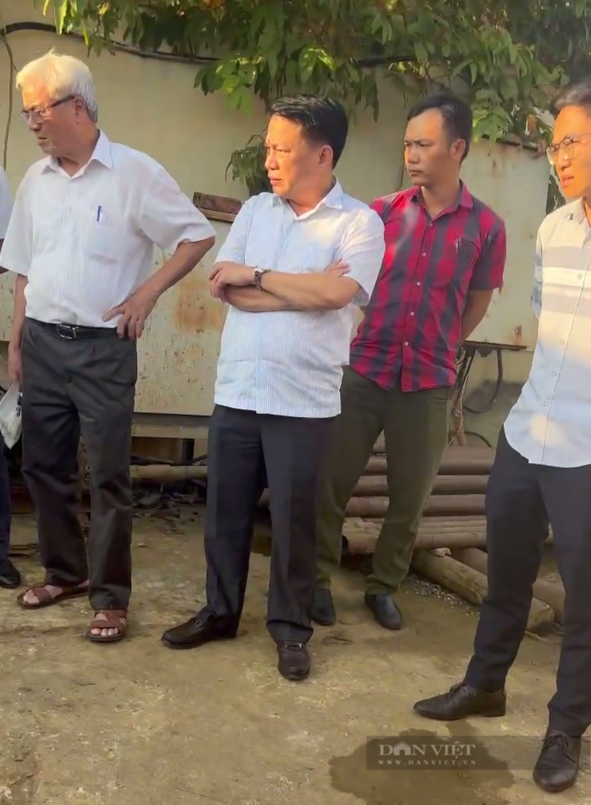 Kiem tra dot xuat cong ty cap nuoc sach “len lut” khoan gieng ngam