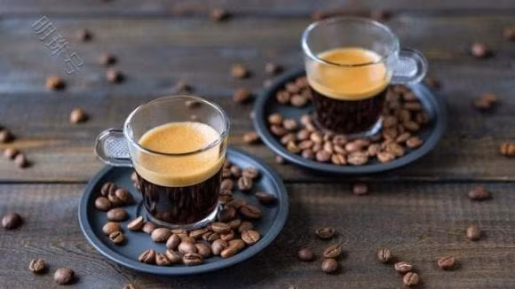 Phu nu uong ca phe “tang toc do lao hoa” hay tre lau?-Hinh-2