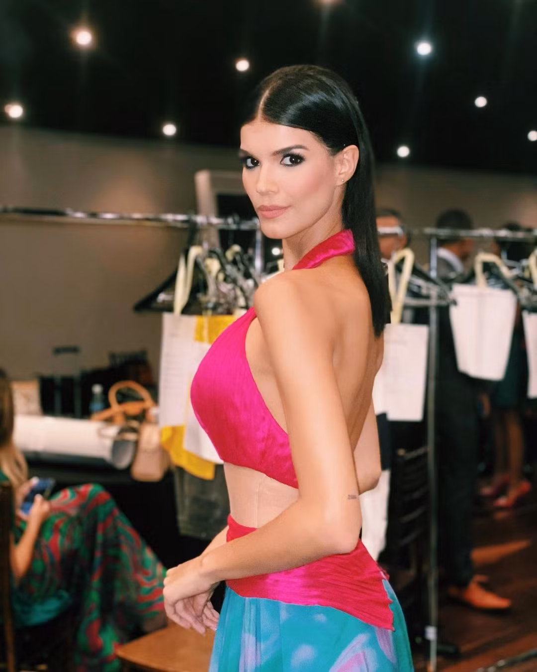 Với chiến thắng này, Pedroza sẽ đại diện Venezuela tham gia Miss Universe, dự kiến được tổ chức ở Mexico vào cuối năm sau.