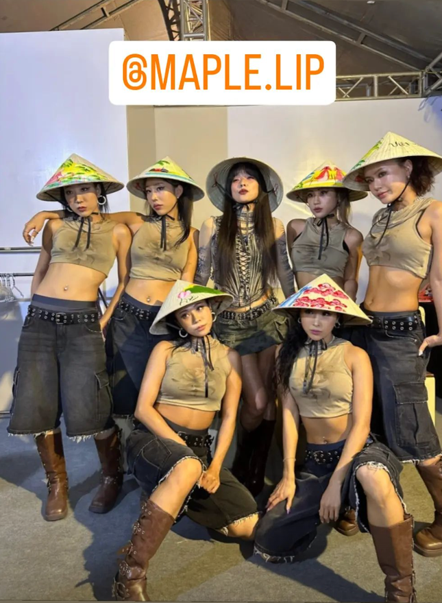 Nu hoang goi cam Lee Hyori me ca phe via he khi toi Viet Nam-Hinh-11