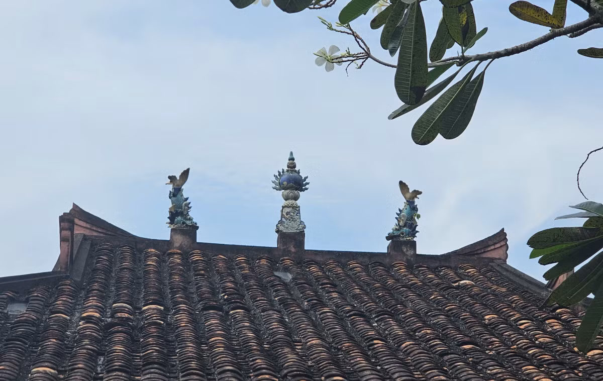 Đình cổ ở Long An, kiến trúc đẹp như phim sau hơn 2 thế kỷ - Hình 3 Dinh co o Long An, kien truc dep nhu phim sau hon 2 the ky-Hinh-3