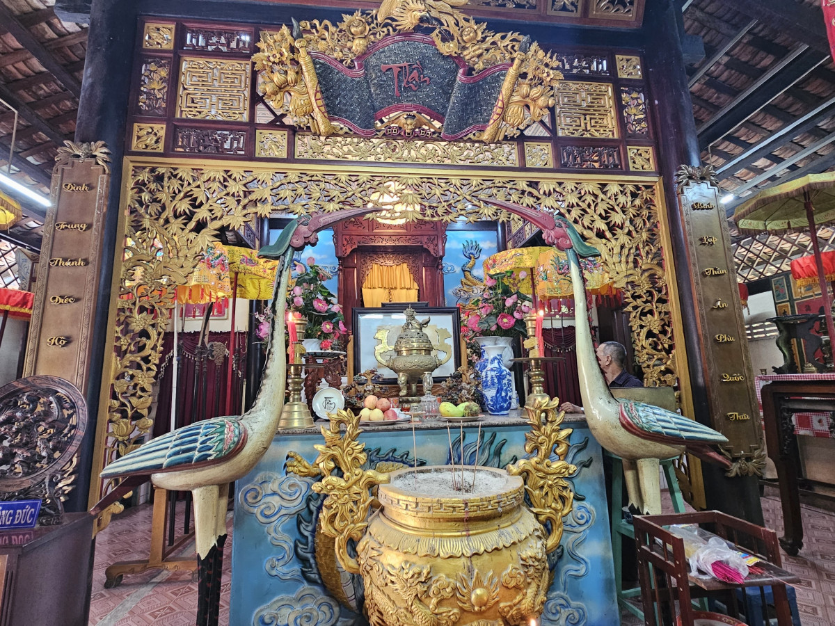 Đình cổ ở Long An, kiến trúc đẹp như phim sau hơn 2 thế kỷ - Hình 4 Dinh co o Long An, kien truc dep nhu phim sau hon 2 the ky-Hinh-4