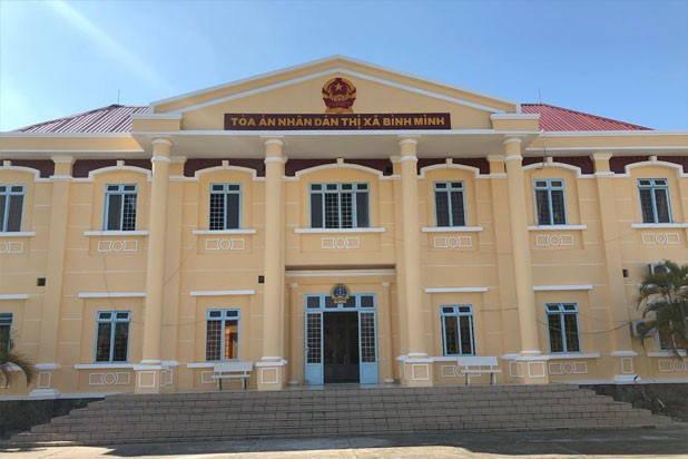 Nu pho chanh an TAND thi xa bi bat qua tang nhan hoi lo