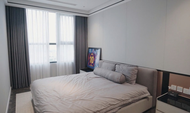 He lo khong gian phong ngu cua Doan Van Hau va vo sap cuoi Doan Hai My