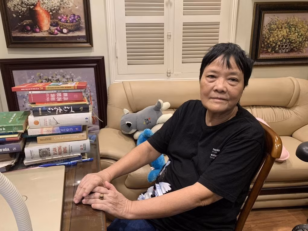 Tien si KH Doan Huong: “Ngoc Trinh dung la nu hoang tai tieng”