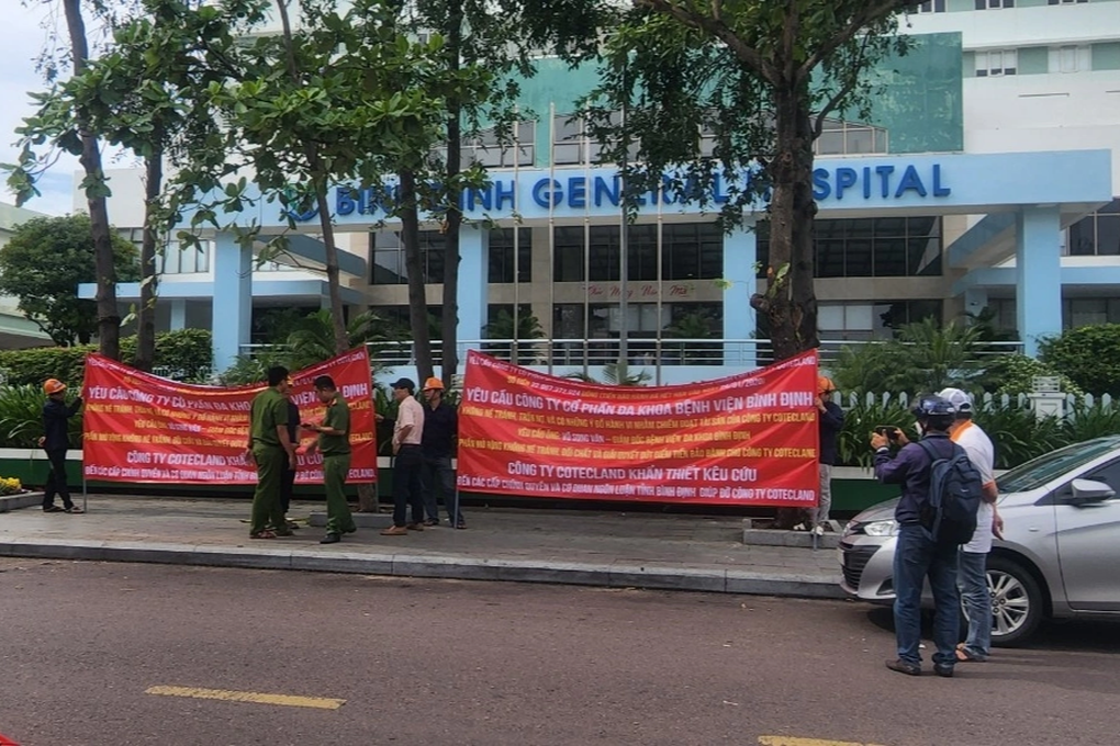 Vi sao Benh vien Binh Dinh bi cang bang ron doi no 22 ty?-Hinh-2