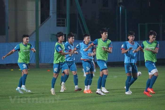 Chiều 3/10, Đội tuyển Việt Nam có buổi tập đầu tiên tại Trung tâm đào tạo bóng đá trẻ Việt Nam (Hà Nội) để chuẩn bị cho loạt trận giao hữu quốc tế dịp FIFA Days tháng Mười. (Ảnh: Việt Anh/Vietnam+)