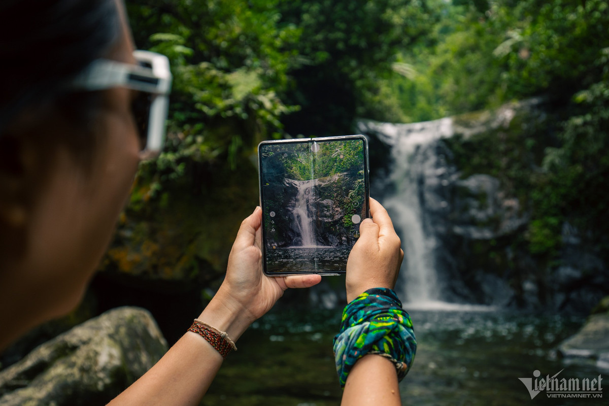 Theo một người có kinh nghiệm, muốn khám phá hết tất cả các cửa, du khách phải xuất phát sớm từ khoảng 5h sáng may ra mới có thể đi hết được.