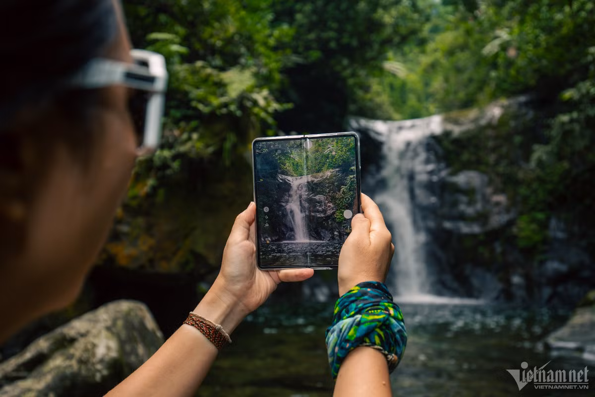 Theo một người có kinh nghiệm, muốn khám phá hết tất cả các cửa, du khách phải xuất phát sớm từ khoảng 5h sáng may ra mới có thể đi hết được.