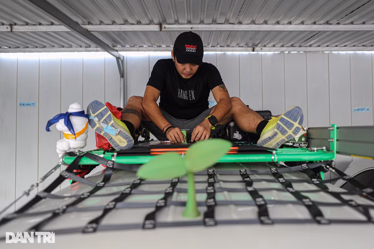 Tran Dang Dang Khoa cung “chien ma” len duong vong quanh the gioi lan 2-Hinh-8