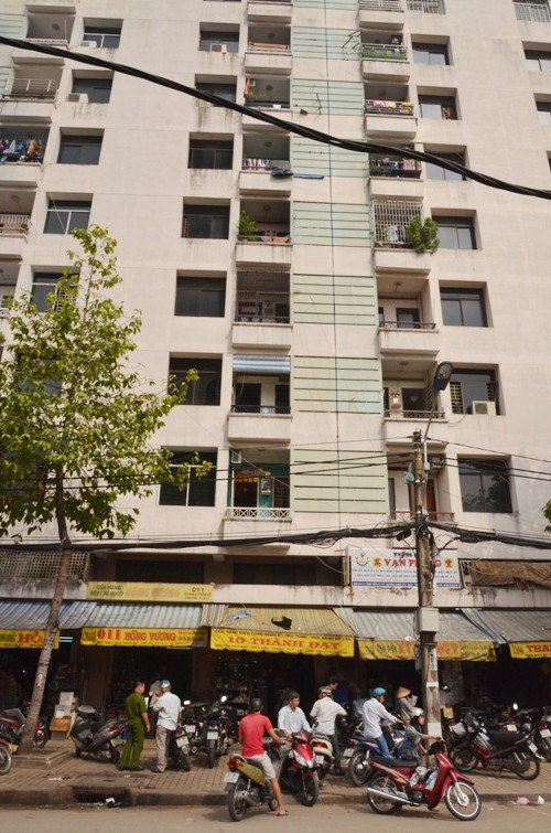 Hiện trường tai nạn thương tâm làm cháu bé 4 tuổi chết thảm