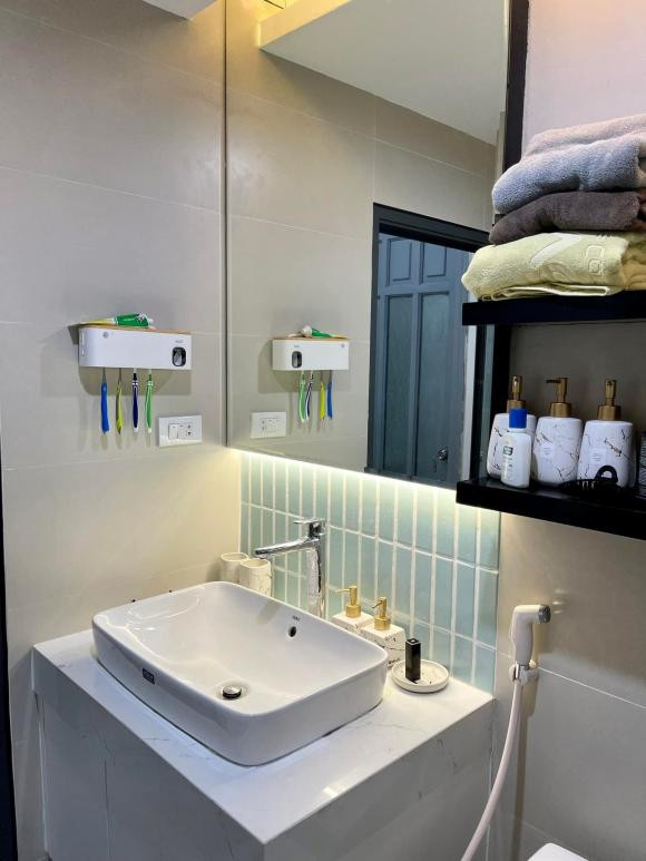 Cai tao nha cu thanh khong gian song hien dai, sang trong-Hinh-11