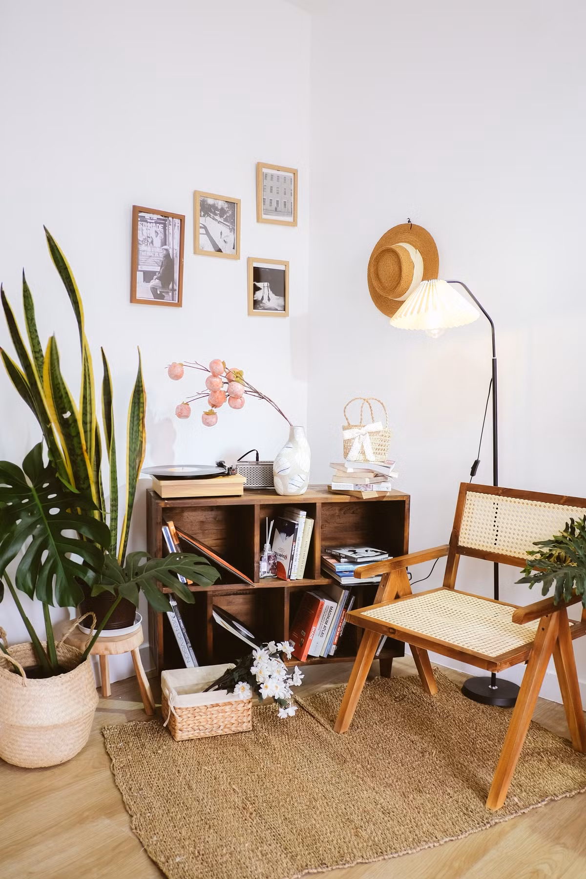 Co gai 27 tuoi mot minh cai tao can ho cu thanh noi dang song-Hinh-13