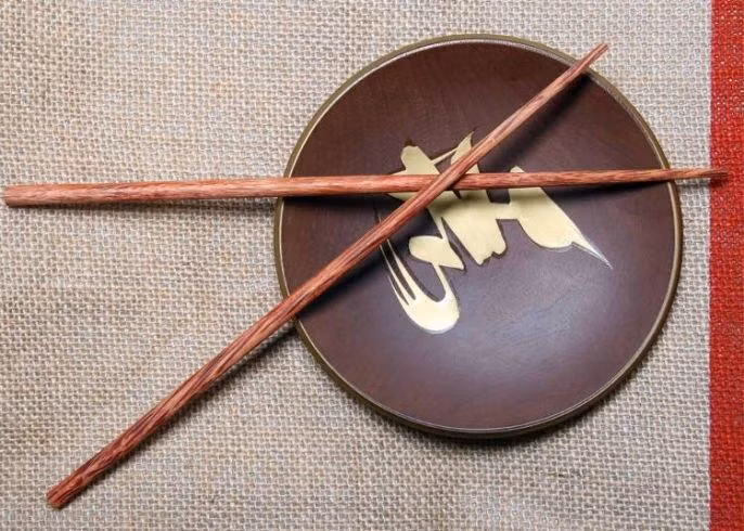 Vi sao co nhan luon kieng xoi com 1 lan?-Hinh-2