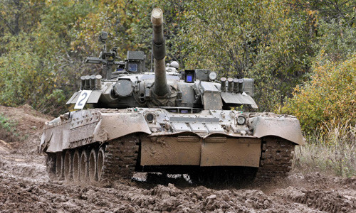 Xe tăng T-80U của Nga.