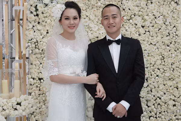 Toàn bộ khu vực lễ cưới được cô dâu chú rể tận tình chăm sóc tỉ mỉ