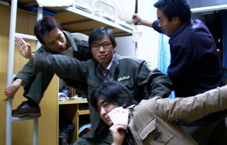 Nam sinh dat giai bac Olympic Sinh hoc giet 4 ban chi vi mot cau noi