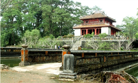 Một góc Minh Lâu.