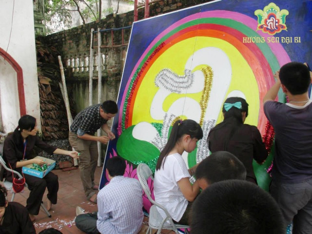 Tình nguyện ghép bức tranh.