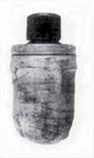 Quả lựu đạn còn thừa trong vụ phục kích Heydrich.