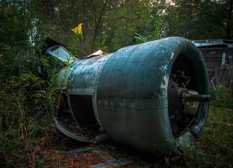 Khoảng 50 động cơ và 30 máy bay nằm ở nghĩa địa phi cơ tại bang Ohio, Mỹ.