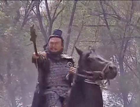 Trong "Tam Quốc Diễn Nghĩa", La Quán Trung miêu tả Trương Phi từng hét lên 3 tiếng khiến cầu Trường Bản gãy đổ, quân Tào khiếp vía, tướng Hạ Hầu Kiệt sợ đến vỡ mật mà chết.