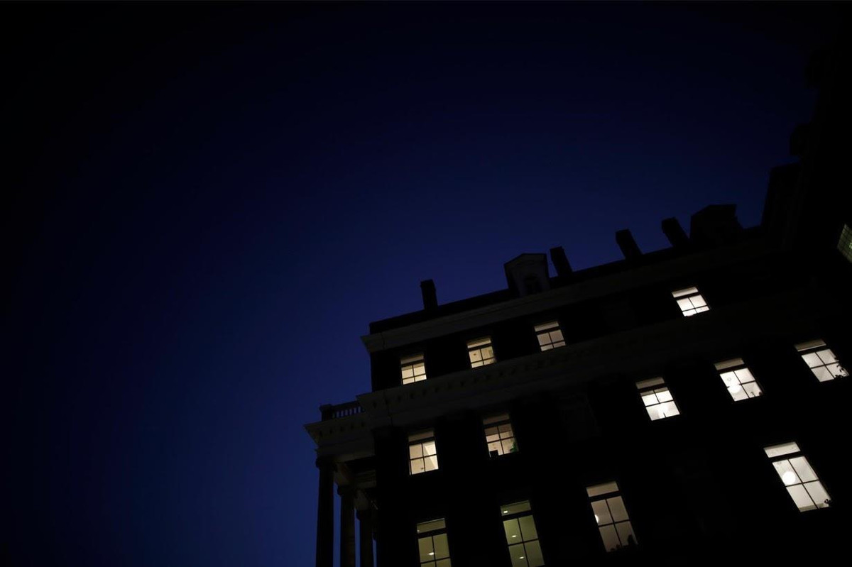 Giảng đường Isaac Hawkins tại Đại học Georgetown được xây dựng bởi những người nô lệ da màu. Trường Georgetown từng bán hàng trăm nô lệ cho một trang trại ở Louisiana vào năm 1838 để trang trải nợ nần. Ảnh: Reuters.