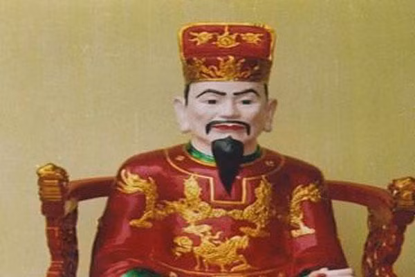 Chua Trinh Giang ra quy dinh quai dan, cho dan bo tien mua chuc tuoc