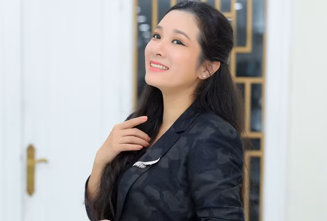 Thanh Thanh Hien sau ly hon: Cac con van luu luyen voi Che Phong-Hinh-2