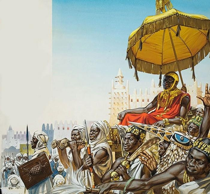 Năm 1324, Mansa Musa thực hiện chuyến hành hương đến thánh địa Mecca (Saudi Arabia) theo truyền thống trong đạo Hồi, cùng đoàn tùy tùng 60.000 người, 12.000 nô lệ có nhiệm vụ mang vác đồ đạc của nhà vua, một đoàn xe chở theo 50 tấn vàng để chi tiêu dọc đường, đồng thời làm vật tế lễ. Trên đường đi, vua xây nhiều đền thờ dọc đường đi, một số vẫn tồn tại đến ngày nay.