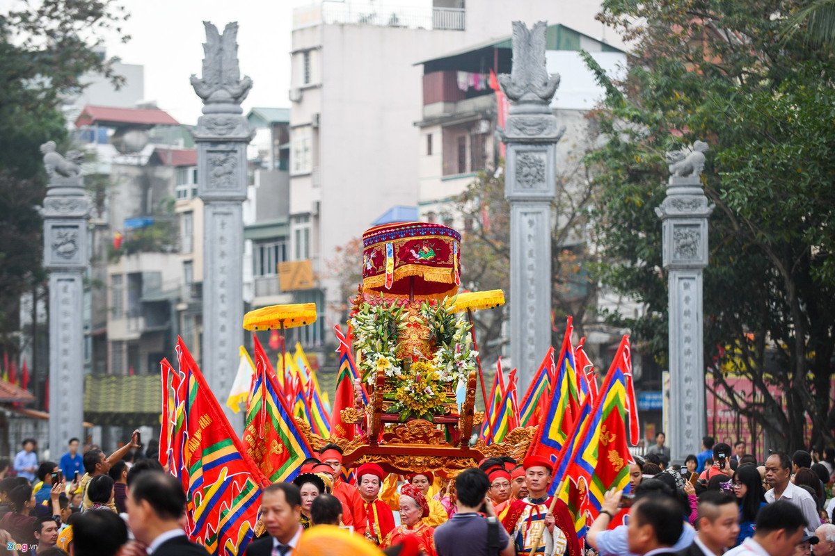 Lễ hội Gióng đã được UNESCO công nhận là di sản văn hóa phi vật thể của nhân loại. Đây là một trong những lễ hội độc đáo, đặc sắc của Hà Nội, với nghi lễ cổ xưa, nhằm tưởng niệm và ca ngợi chiến công của Thánh Gióng, một trong tứ bất tử của tín ngưỡng dân gian Việt Nam.