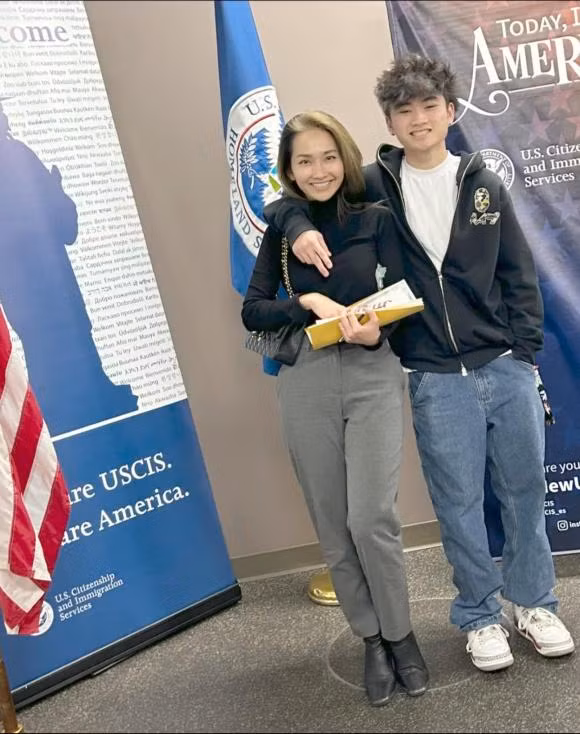 Kim Hien hiem hoi cho con trai len song-Hinh-2