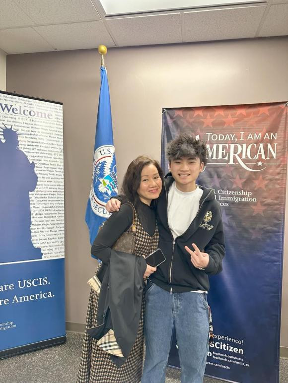 Kim Hien hiem hoi cho con trai len song