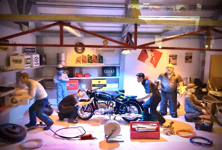 Nguoi dan ong chi ca ty dong mua 400 chiec xe khong the di duoc-Hinh-4