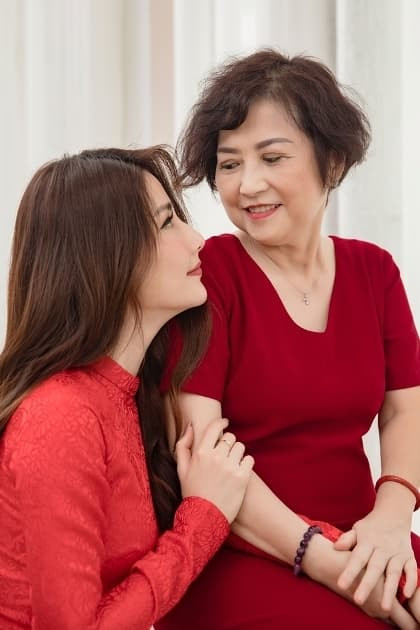 Diem My 9X bat khoc tiet lo ve cai Tet khong co me-Hinh-3