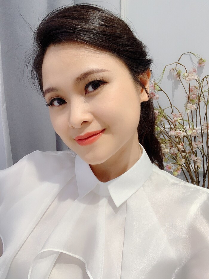 Len do toi cong so tre trung ma van thanh lich nhu nu BTV xinh dep-Hinh-13