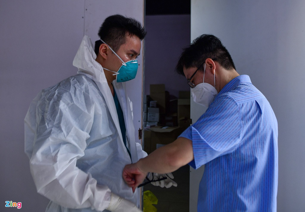 Bac si tai Thuan Kieu Plaza: 'Chung toi yen tam lam nhiem vu'-Hinh-3