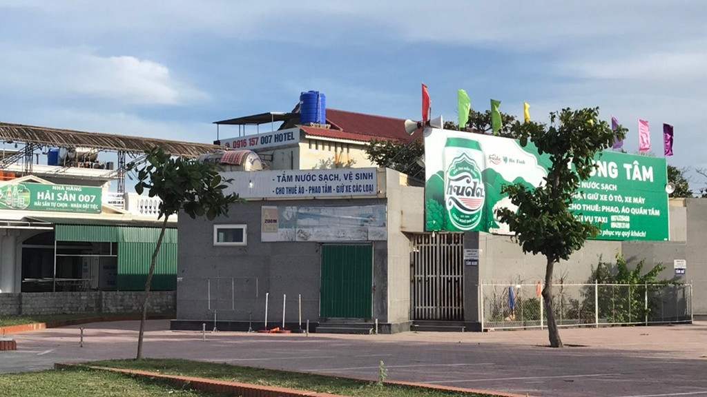 F1 o Ha Tinh khong khai bao y te, lay nhiem Covid-19 cho 19 nguoi