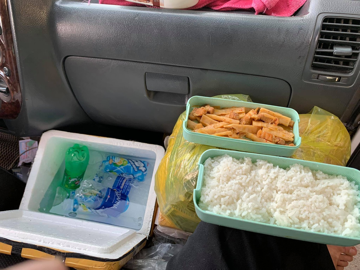 10 ngay an tren xe, ngu doc duong cua tai xe cho hang tiep te TP.HCM-Hinh-2