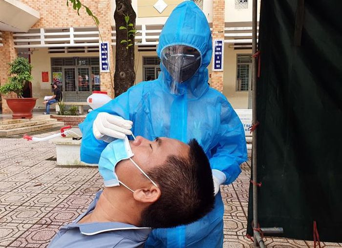 Thêm 220 người Đồng Nai, 126 người Bà Rịa - Vũng Tàu nghi mắc COVID-19 Them 220 nguoi Dong Nai, 126 nguoi Ba Ria - Vung Tau nghi mac COVID-19