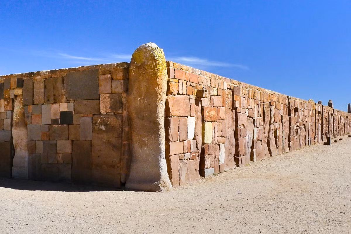 Vào năm 2000, UNESCO đã công nhận di tích Tiwanaku là Di sản văn hóa thế giới. Ảnh: Franks Travelbox.
