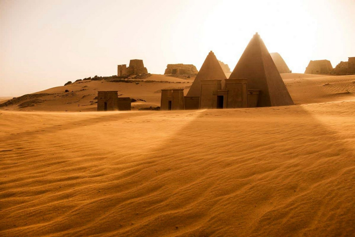 Choáng ngợp trước sự kỳ vĩ của kim tự tháp Ai Cập, người Nubia đã học hỏi cách thức xây dựng và tạo ra những kim tự tháp của dân tộc mình. Ảnh: New Scientist.